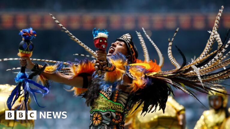 Piala Dunia 2026 Meksiko dengan penampilan Shakira dan fans meriah